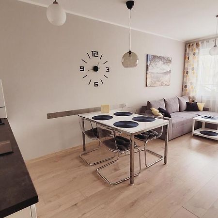 Apartament Miodowy Dom Kołobrzeg Esterno foto