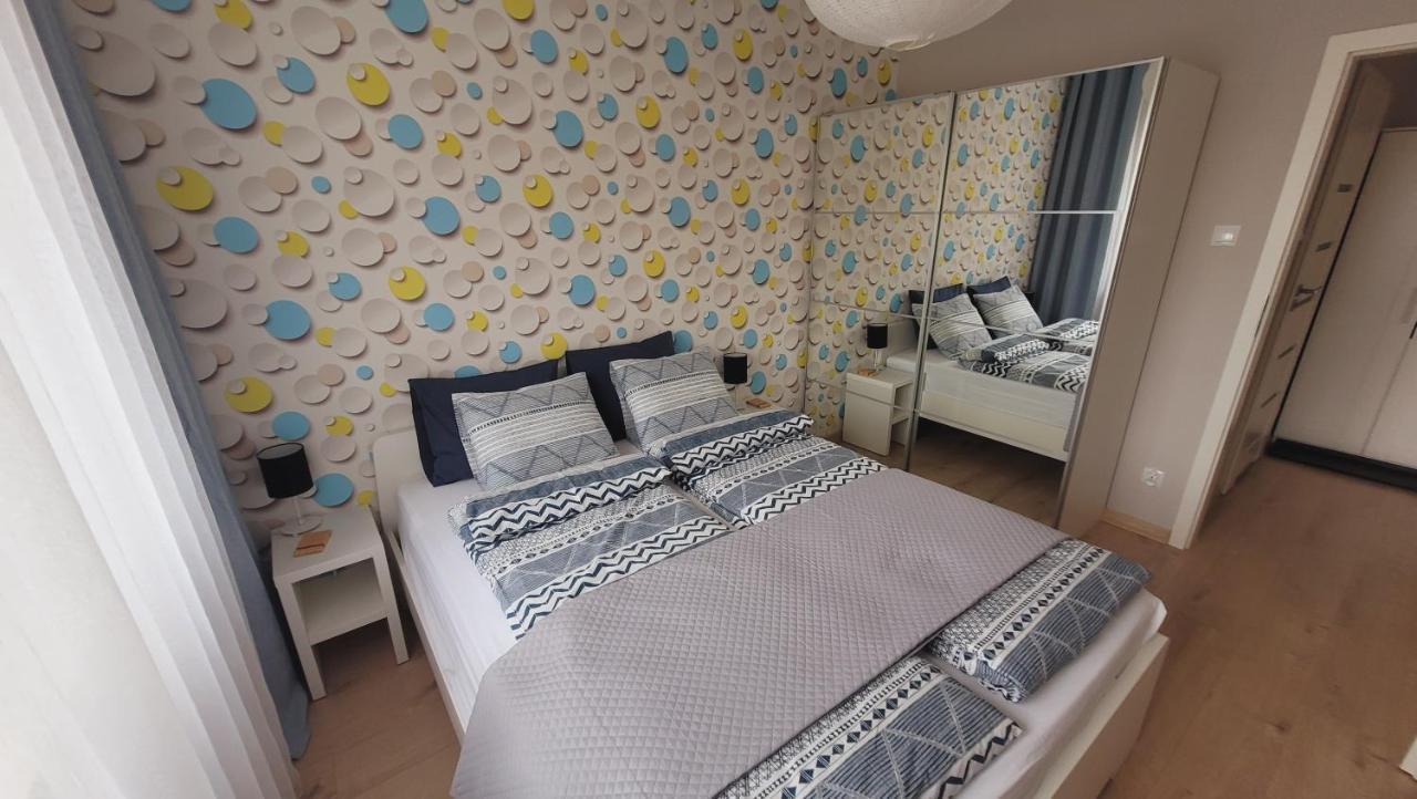 Apartament Miodowy Dom Kołobrzeg Esterno foto